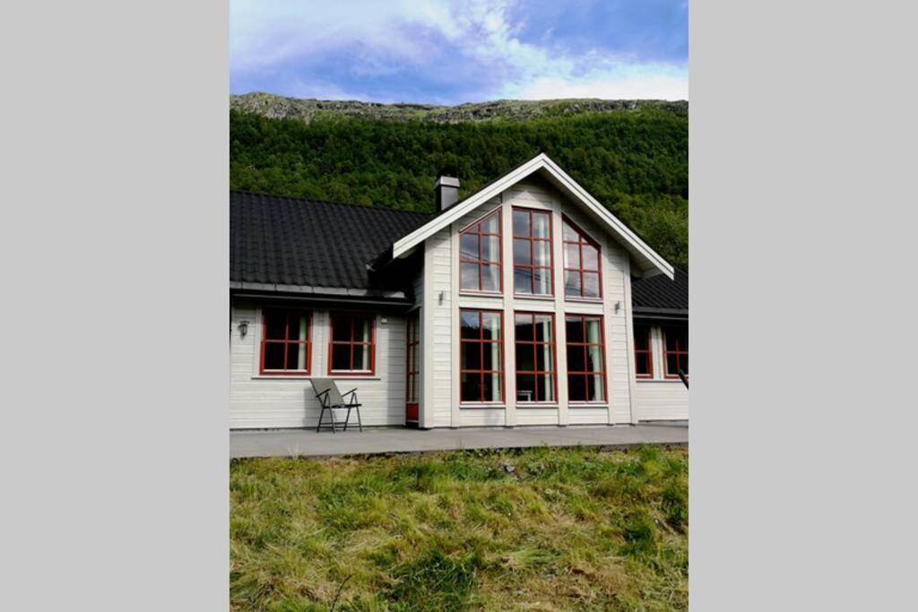Casa Kleiv I Sogndalsdalen Vila Exterior foto